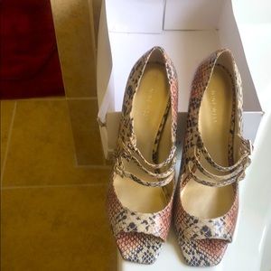 Nine West Snake skin heels
